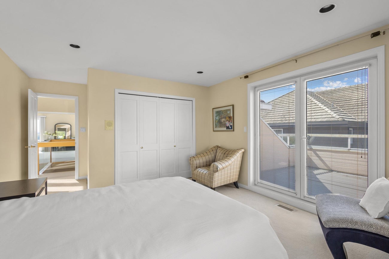 2249 Sicamous Avenue - Coquitlam East Single Family Residence for Sale, 8 Bedrooms (R3168824)# - 25