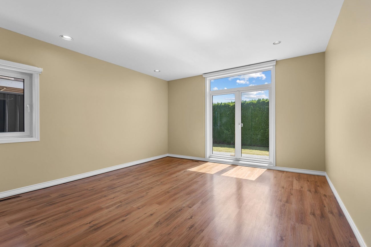 2249 Sicamous Avenue - Coquitlam East Single Family Residence for Sale, 8 Bedrooms (R3168824)# - 33