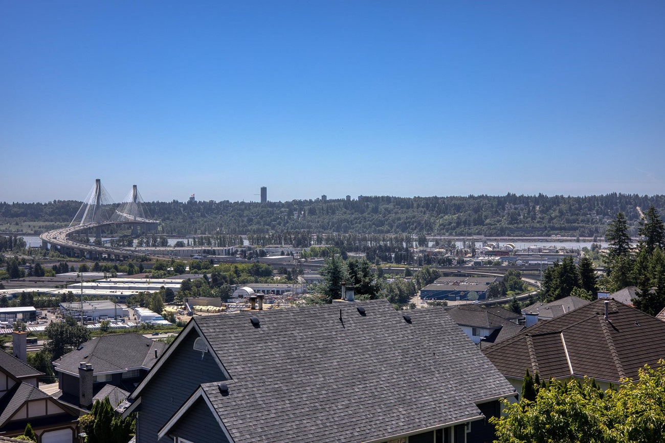2249 Sicamous Avenue - Coquitlam East Single Family Residence for Sale, 8 Bedrooms (R3168824)# - 38