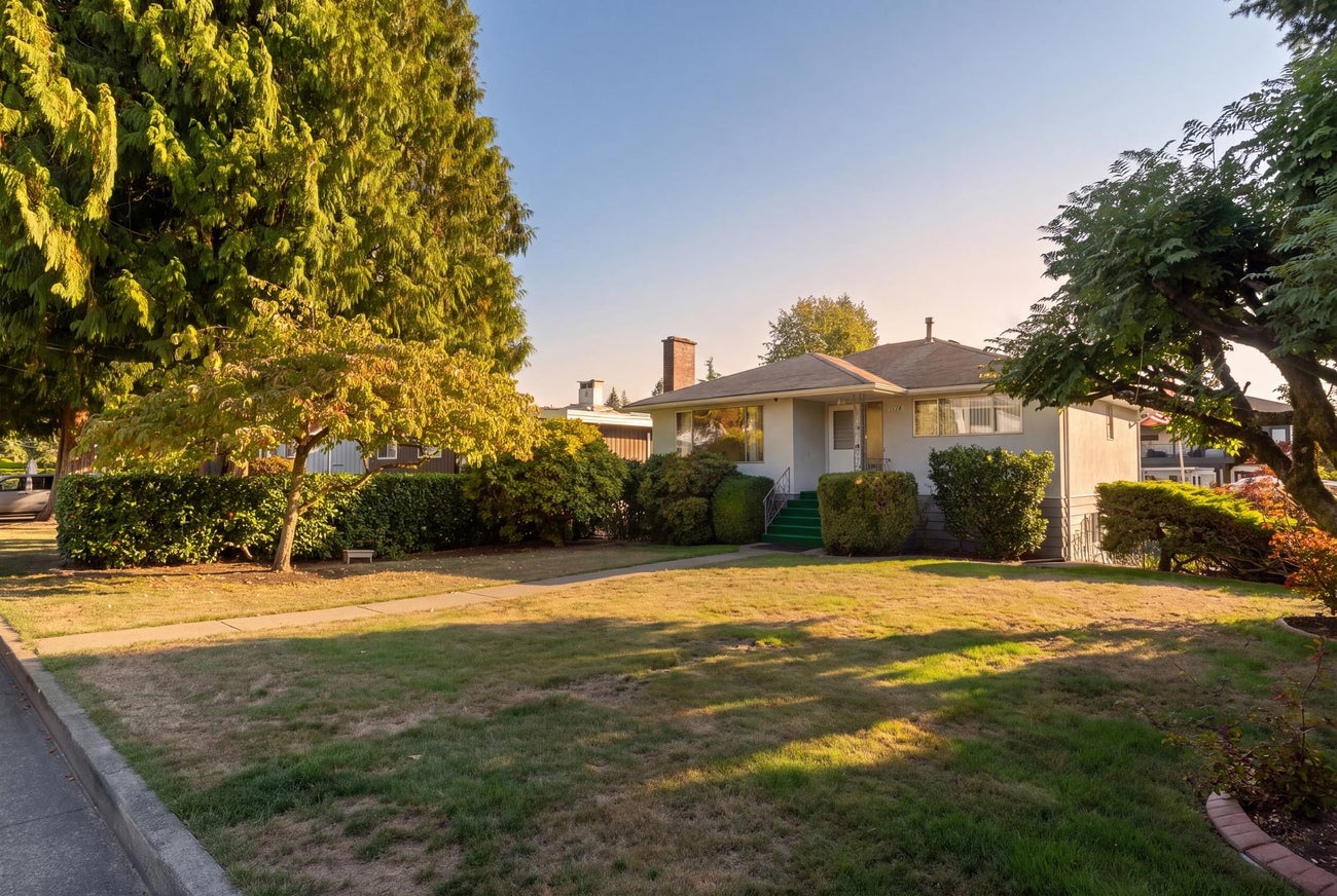 1110 Cottonwood Avenue - Central Coquitlam Single Family Residence for Sale, 3 Bedrooms (R3168951)# - 11 1110 Cottonwood Avenue - Central Coquitlam Single Family Residence for Sale, 3 Bedrooms (R3168951)# - 11