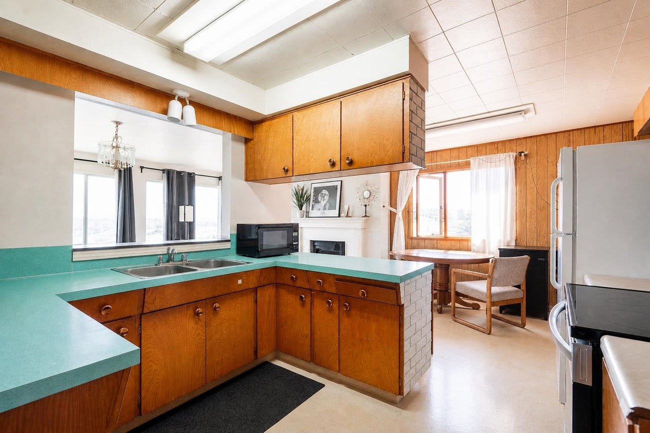 1303 Johnson Street - Canyon Springs Single Family Residence for Sale, 5 Bedrooms (R3169068)# - 15
