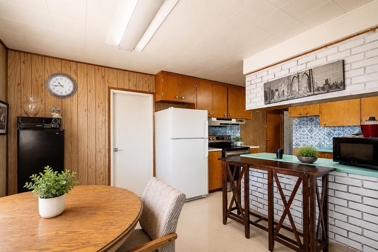 1303 Johnson Street - Canyon Springs Single Family Residence for Sale, 5 Bedrooms (R3169068)# - 3