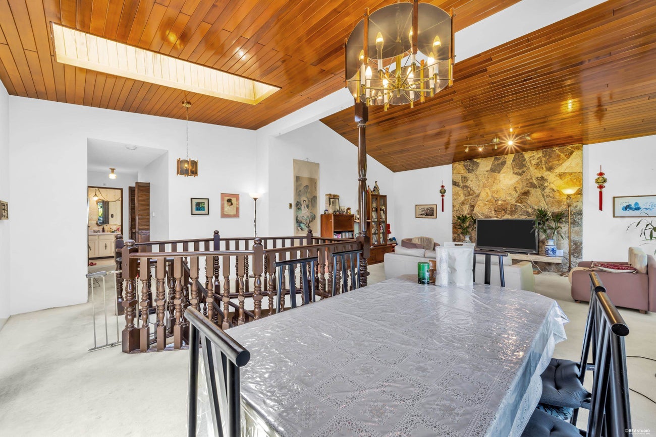 970 Duthie Avenue - Simon Fraser Univer. Single Family Residence for Sale, 7 Bedrooms (R3169074)# - 5