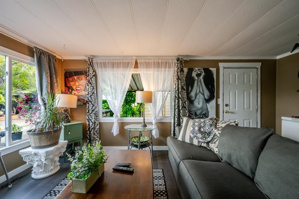 305 - 201 Cayer Street - Maillardville Manufactured Home for Sale, 2 Bedrooms (R3169781)# - 8