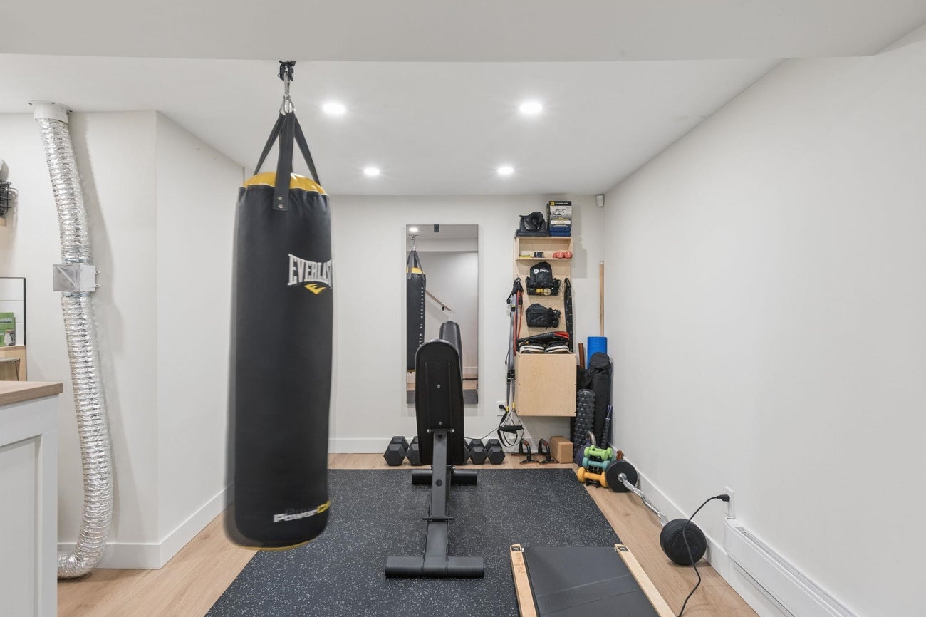 3964 Dundas Street - Vancouver Heights Single Family Residence for Sale, 4 Bedrooms (R3170892)# - 26