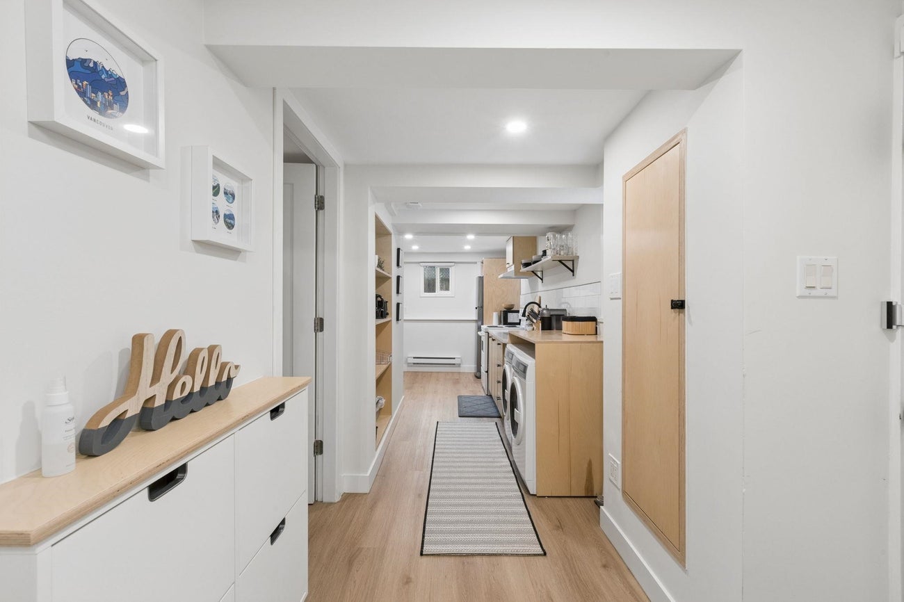 3964 Dundas Street - Vancouver Heights Single Family Residence for Sale, 4 Bedrooms (R3170892)# - 28