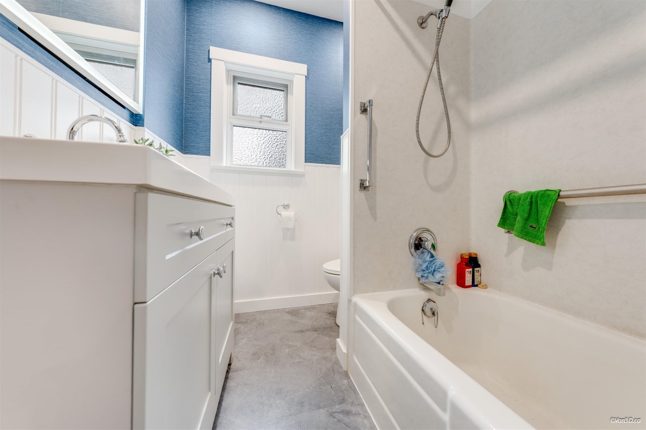 3726 Trinity Street - Vancouver Heights Single Family Residence for Sale, 4 Bedrooms (R3171366)# - 12