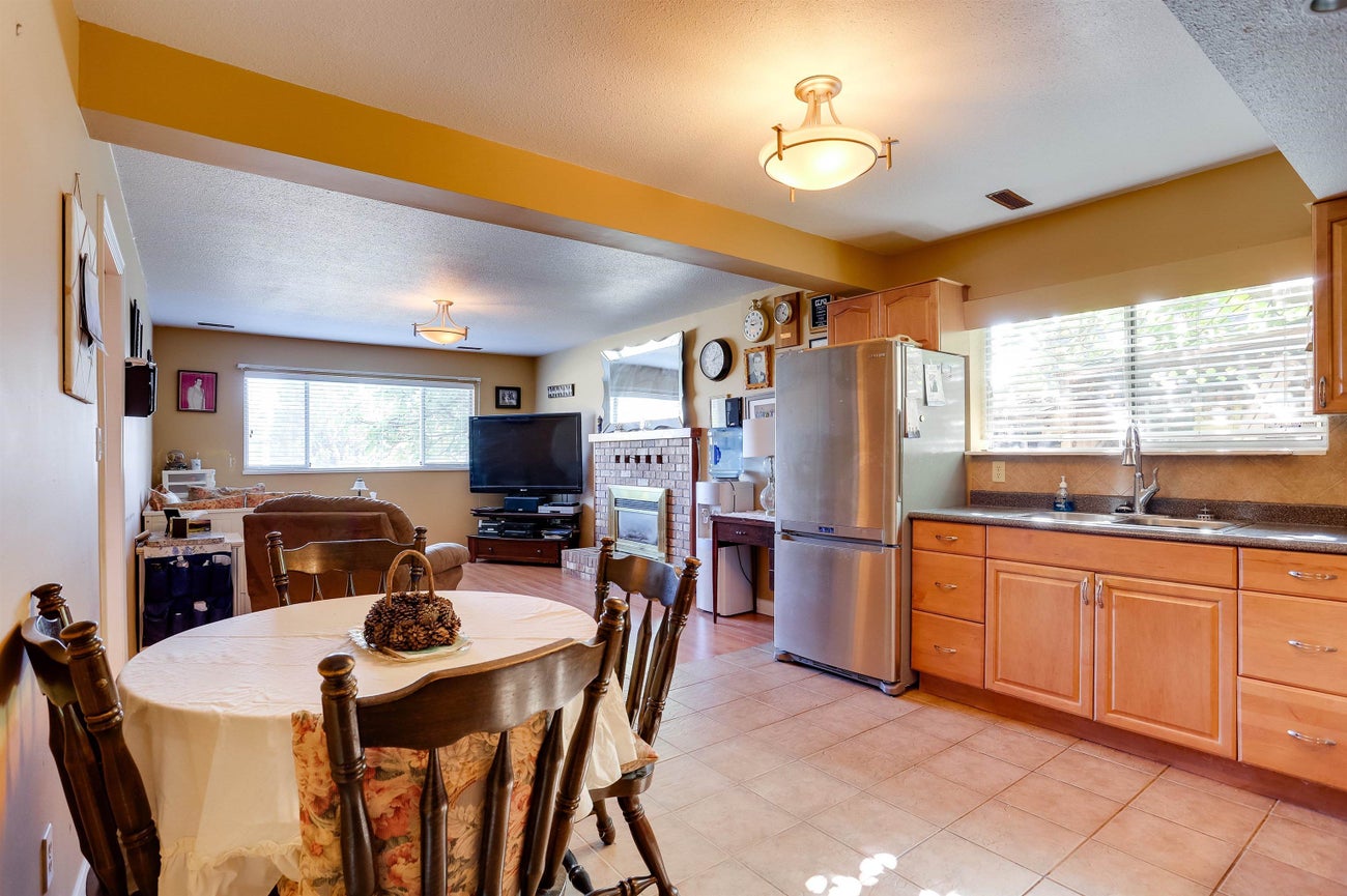 468 Cariboo Crescent - Coquitlam East Single Family Residence for Sale, 3 Bedrooms (R3174736)# - 25