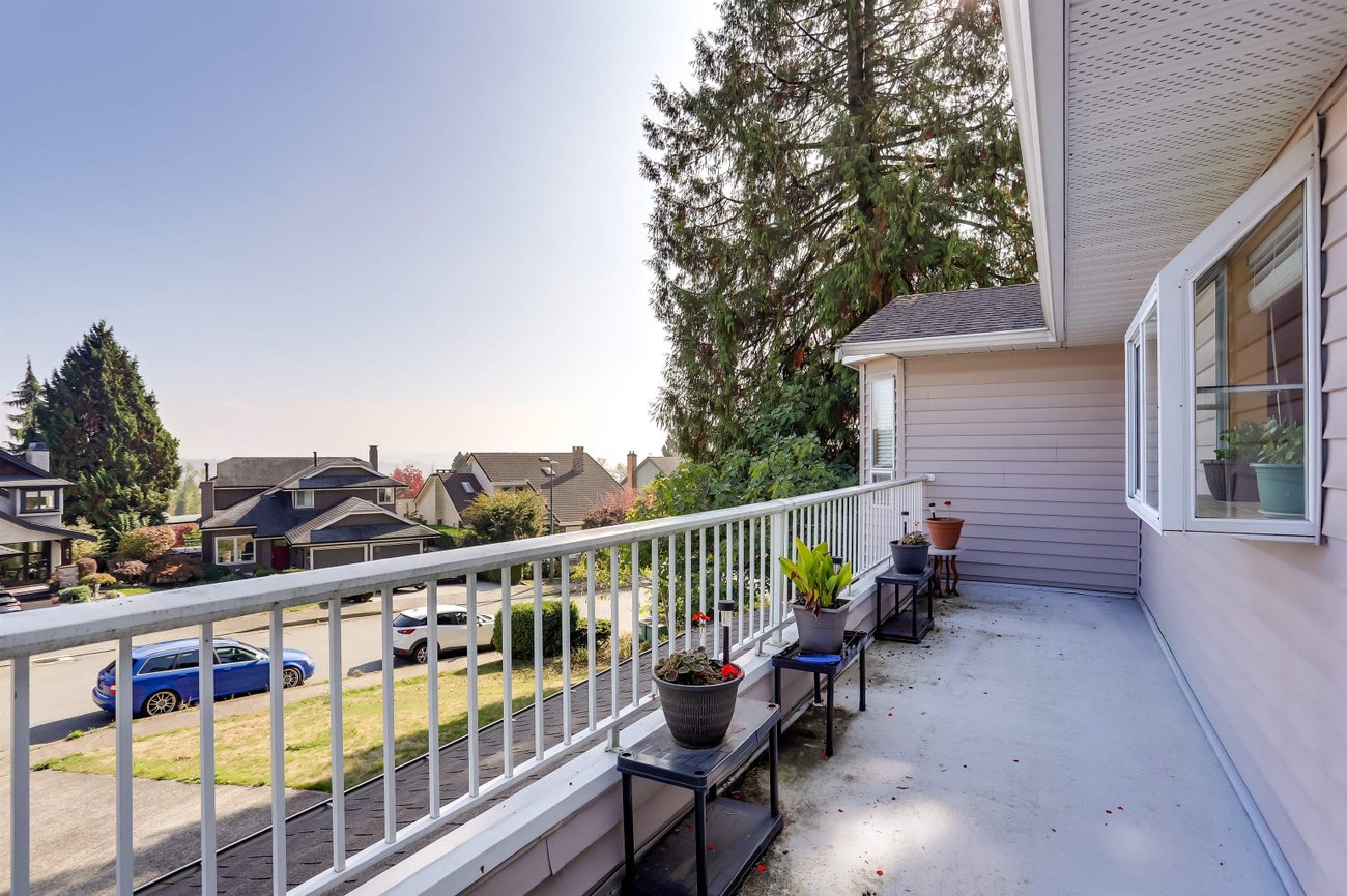 468 Cariboo Crescent - Coquitlam East Single Family Residence for Sale, 3 Bedrooms (R3174736)# - 29