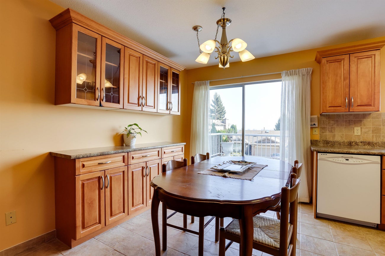 468 Cariboo Crescent - Coquitlam East Single Family Residence for Sale, 3 Bedrooms (R3174736)# - 7