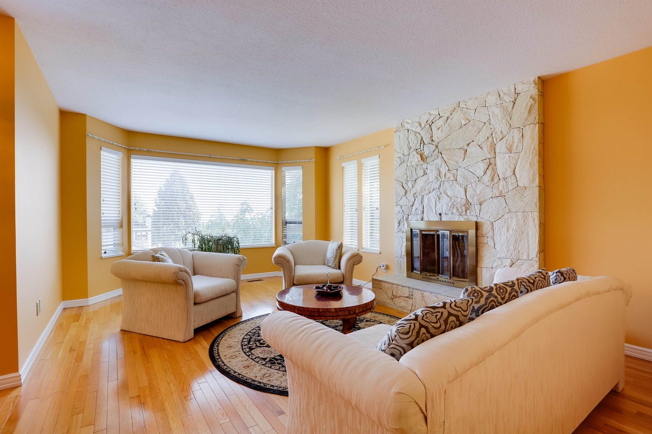 468 Cariboo Crescent - Coquitlam East Single Family Residence for Sale, 3 Bedrooms (R3174736)# - 8