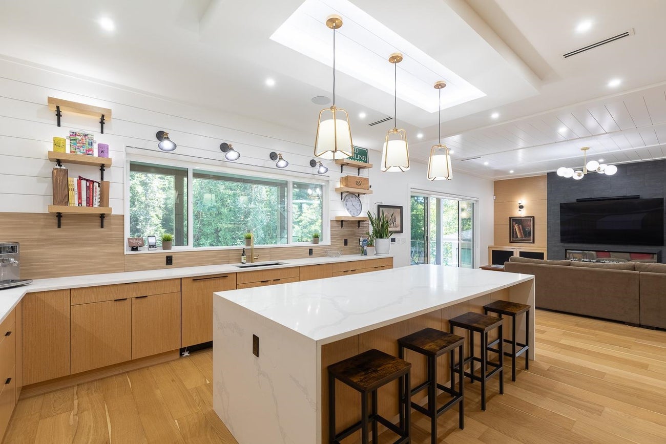 307 Cutler Street - Central Coquitlam Single Family Residence for Sale, 8 Bedrooms (R3174800)# - 20