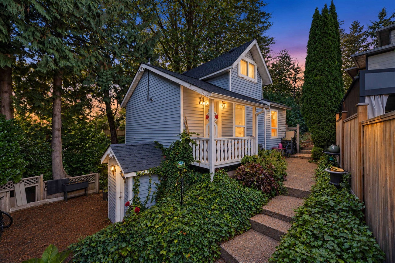 1004 Delestre Avenue - Maillardville Single Family Residence for Sale, 2 Bedrooms (R3174913)# - 31 1004 Delestre Avenue - Maillardville Single Family Residence for Sale, 2 Bedrooms (R3174913)# - 31