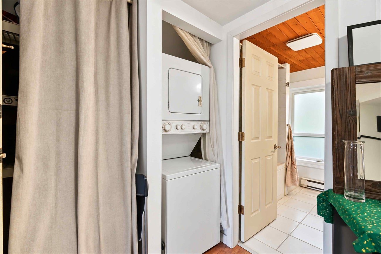 1004 Delestre Avenue - Maillardville Single Family Residence for Sale, 2 Bedrooms (R3174913)# - 8 1004 Delestre Avenue - Maillardville Single Family Residence for Sale, 2 Bedrooms (R3174913)# - 8