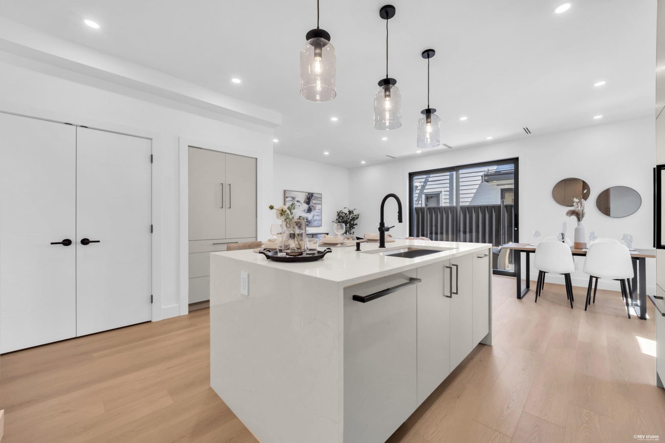 2 - 2316 Cliff Avenue - Montecito Single Family Residence for Sale, 4 Bedrooms (R3175380)# - 7 2 - 2316 Cliff Avenue - Montecito Single Family Residence for Sale, 4 Bedrooms (R3175380)# - 7