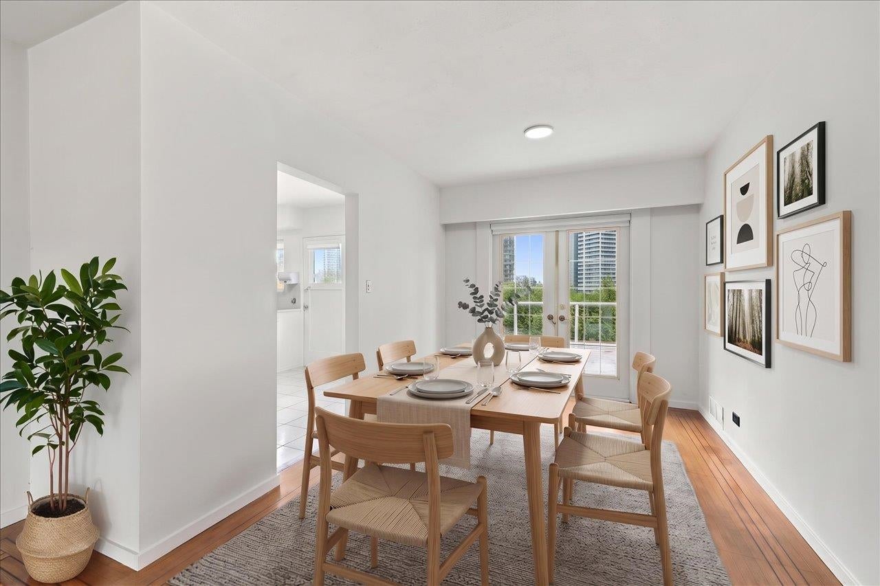 4656 Brentlawn Drive - Brentwood Park Single Family Residence for Sale, 5 Bedrooms (R3175845)# - 10 4656 Brentlawn Drive - Brentwood Park Single Family Residence for Sale, 5 Bedrooms (R3175845)# - 10
