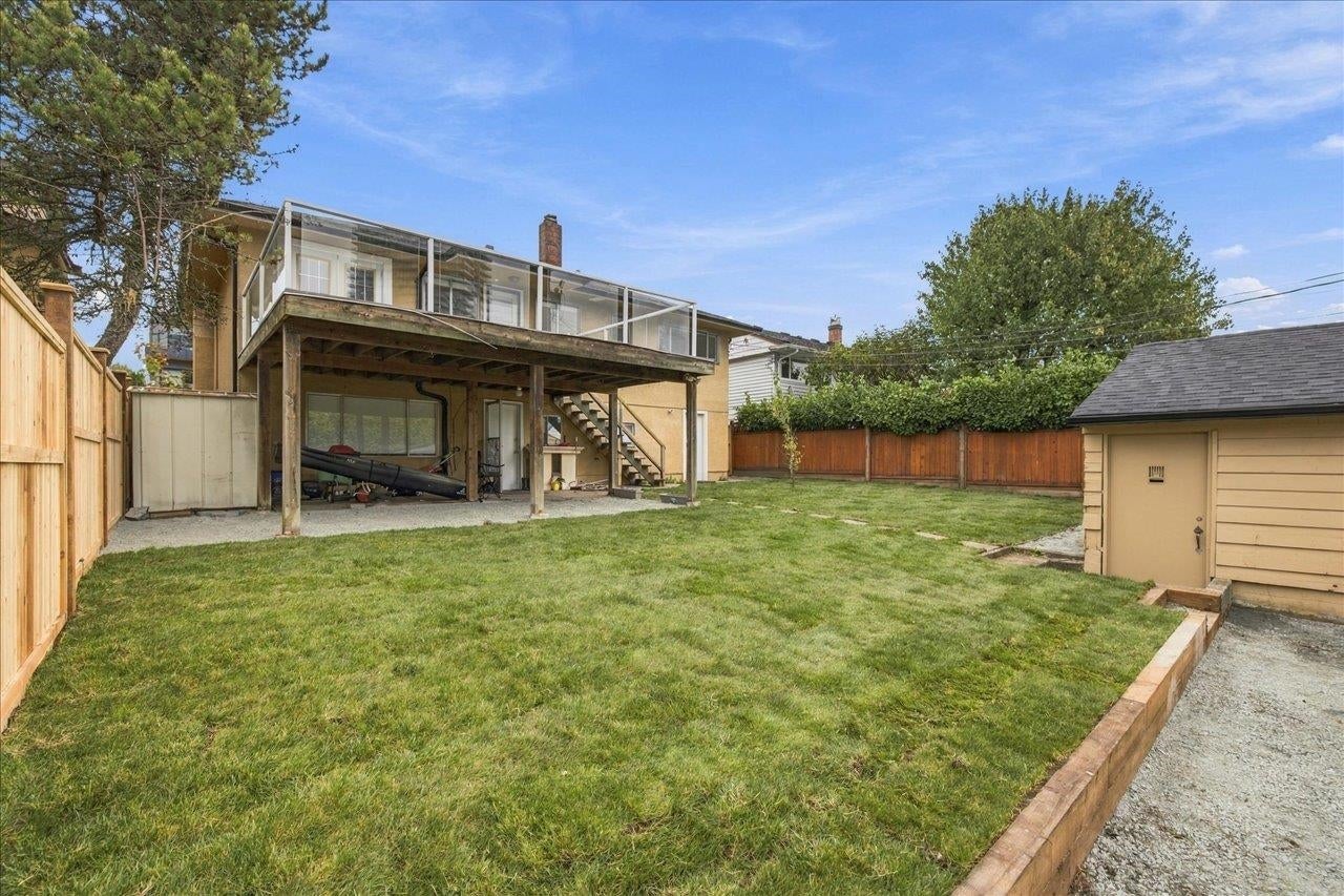 4656 Brentlawn Drive - Brentwood Park Single Family Residence for Sale, 5 Bedrooms (R3175845)# - 29 4656 Brentlawn Drive - Brentwood Park Single Family Residence for Sale, 5 Bedrooms (R3175845)# - 29