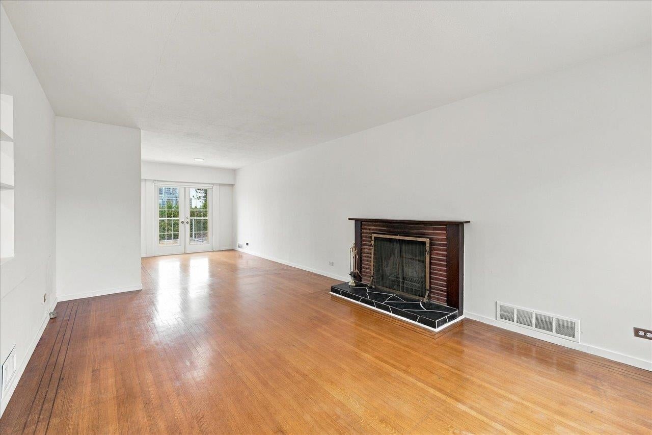 4656 Brentlawn Drive - Brentwood Park Single Family Residence for Sale, 5 Bedrooms (R3175845)# - 5 4656 Brentlawn Drive - Brentwood Park Single Family Residence for Sale, 5 Bedrooms (R3175845)# - 5