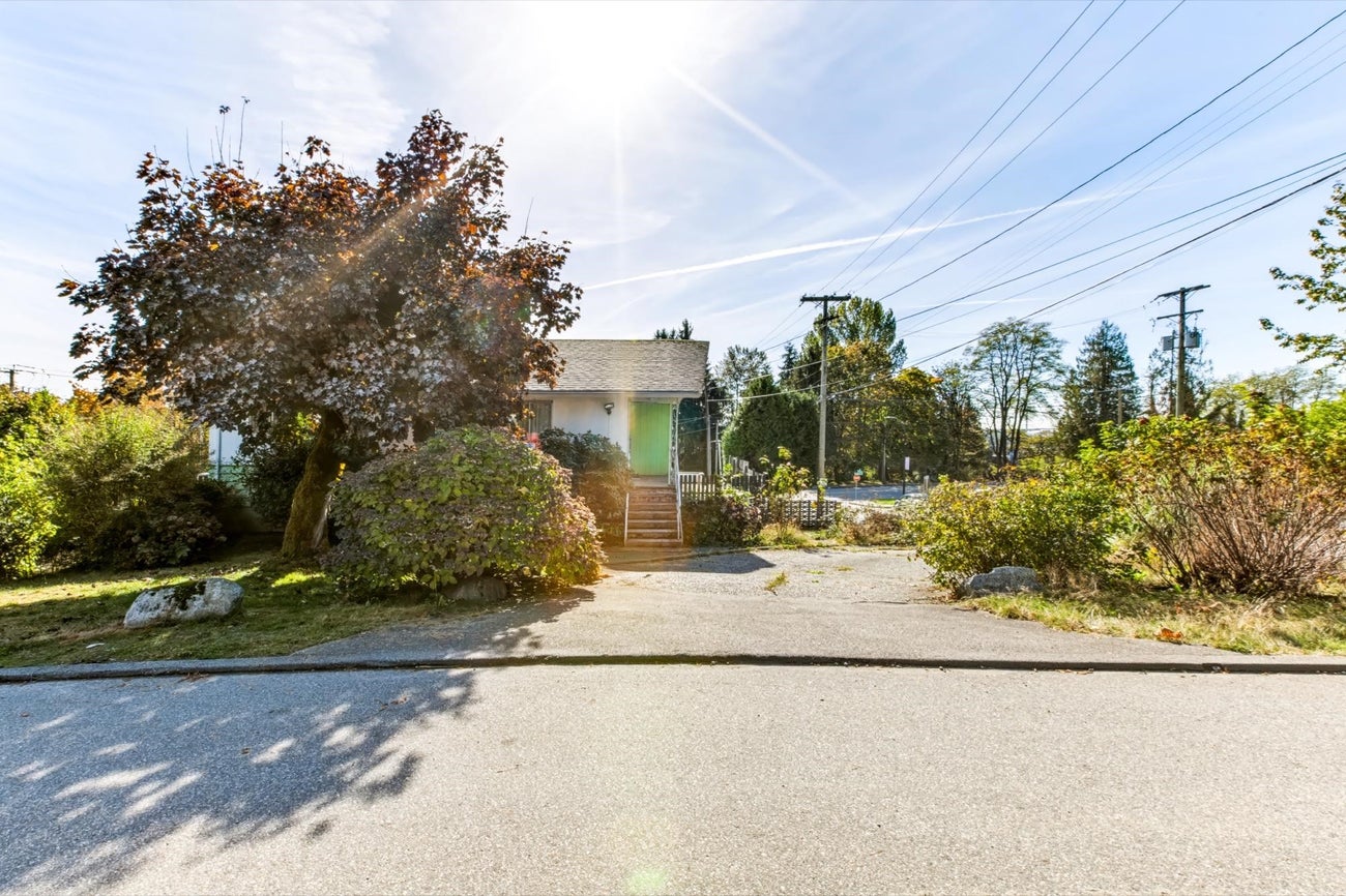 205 Nelson Street - Maillardville Single Family Residence for Sale, 3 Bedrooms (R3176095)# - 5