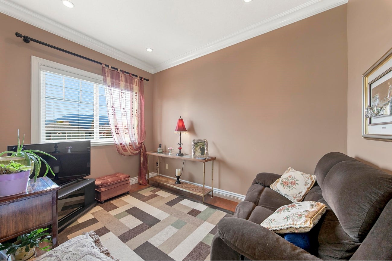 120 Rosser Avenue - Vancouver Heights Single Family Residence for Sale, 4 Bedrooms (R3176306)# - 27