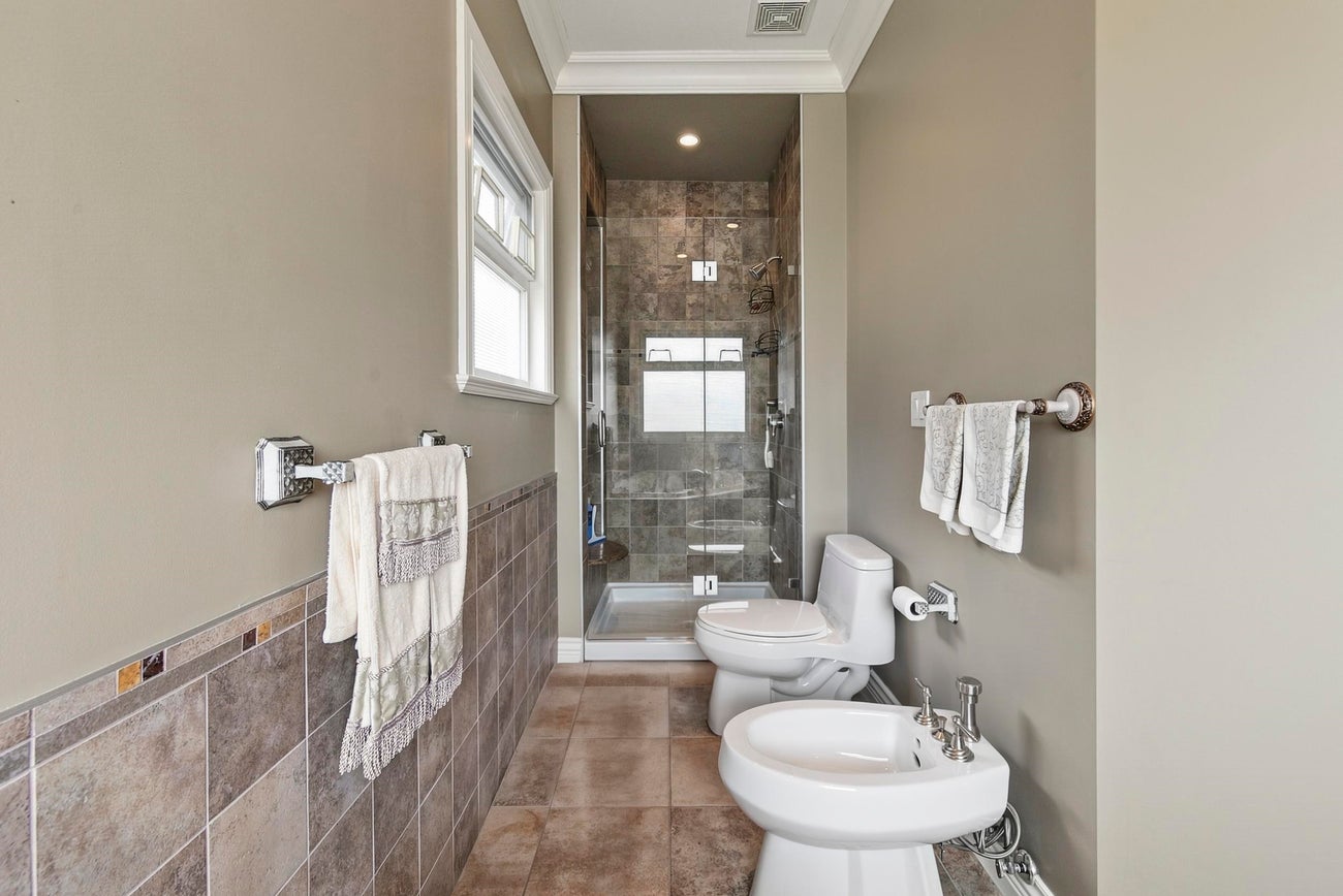 120 Rosser Avenue - Vancouver Heights Single Family Residence for Sale, 4 Bedrooms (R3176306)# - 29