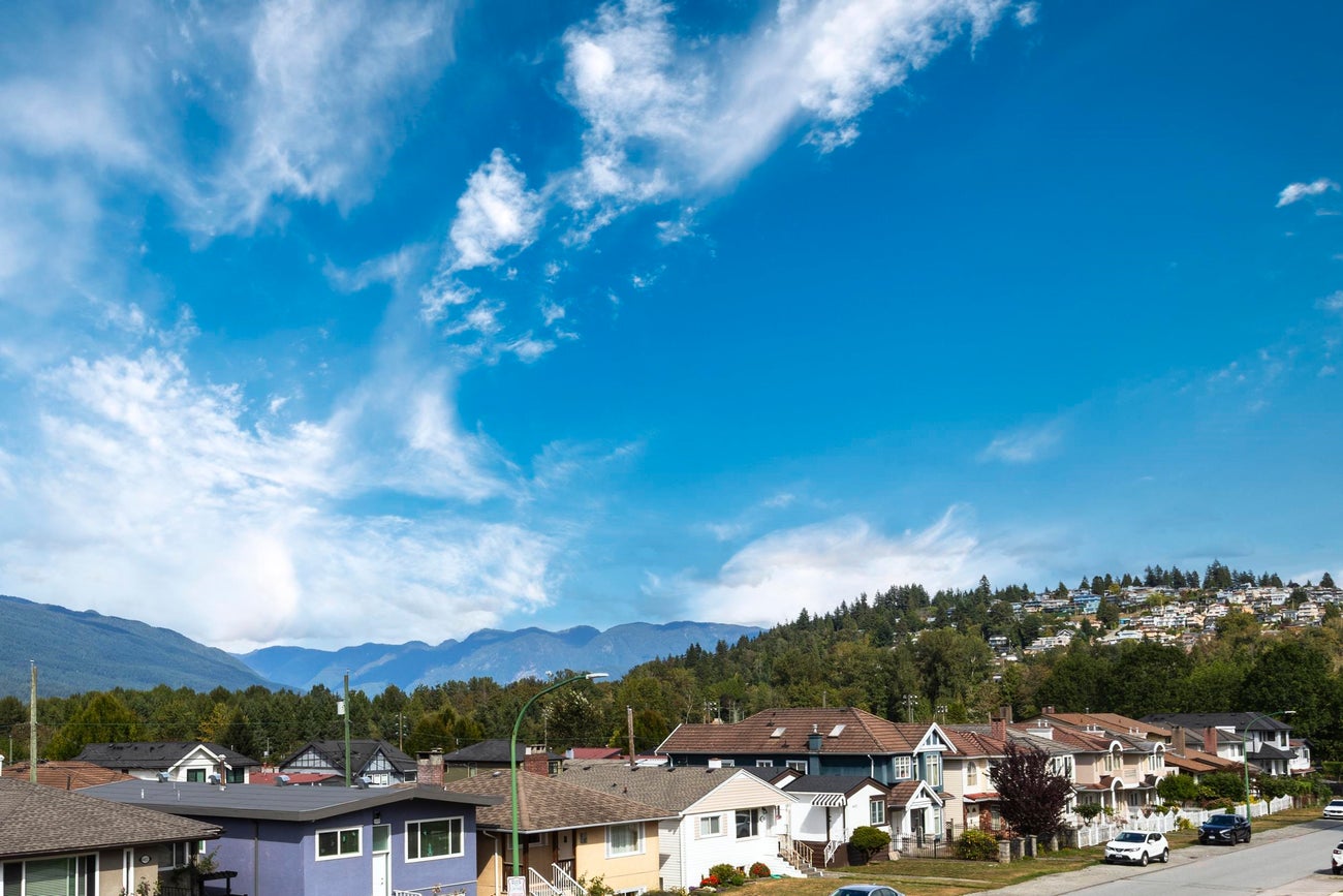 120 Rosser Avenue - Vancouver Heights Single Family Residence for Sale, 4 Bedrooms (R3176306)# - 36
