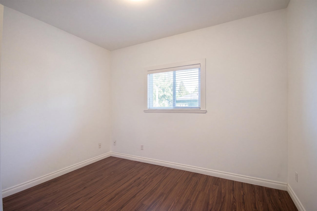 213 Bernatchey Street - Coquitlam West Single Family Residence for Sale, 7 Bedrooms (R3176352)# - 20 213 Bernatchey Street - Coquitlam West Single Family Residence for Sale, 7 Bedrooms (R3176352)# - 20
