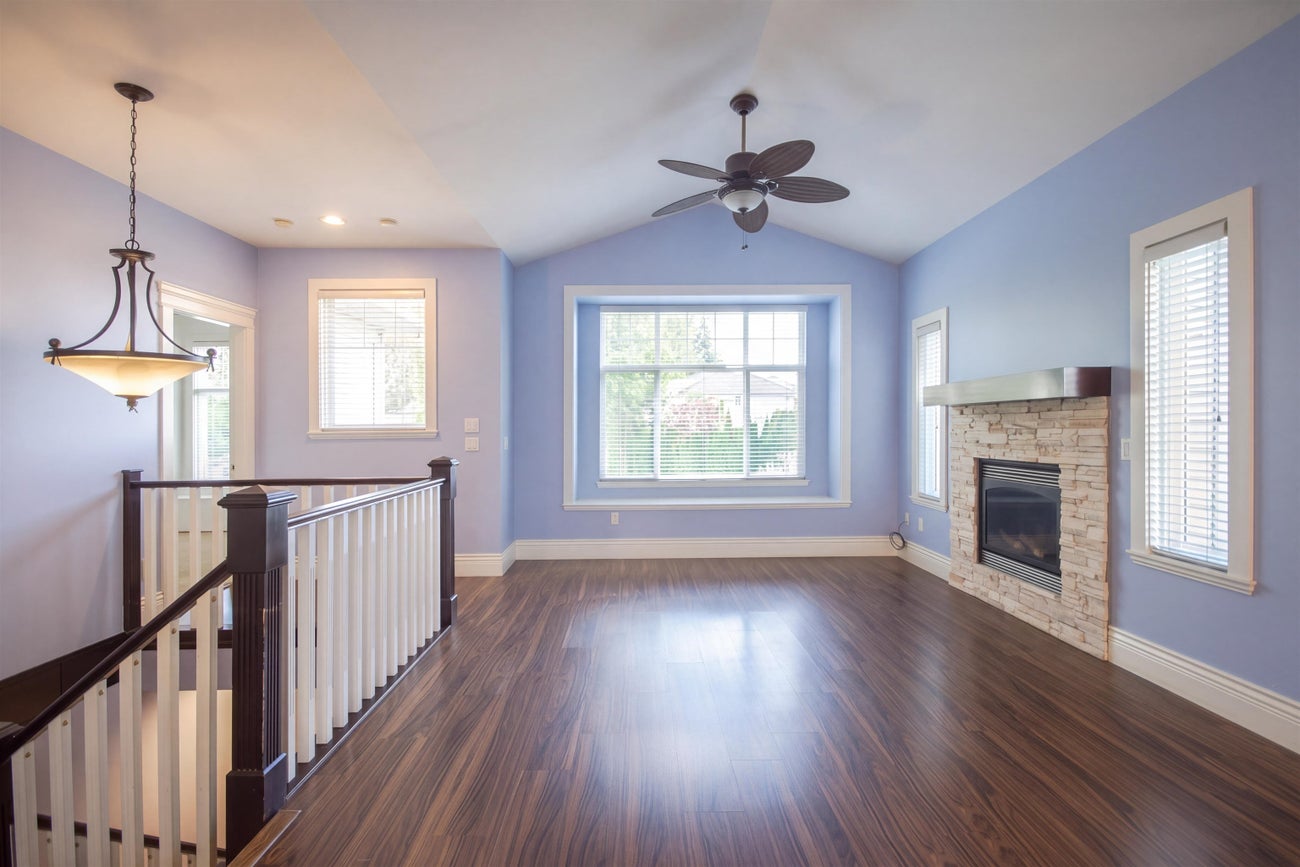 213 Bernatchey Street - Coquitlam West Single Family Residence for Sale, 7 Bedrooms (R3176352)# - 3 213 Bernatchey Street - Coquitlam West Single Family Residence for Sale, 7 Bedrooms (R3176352)# - 3