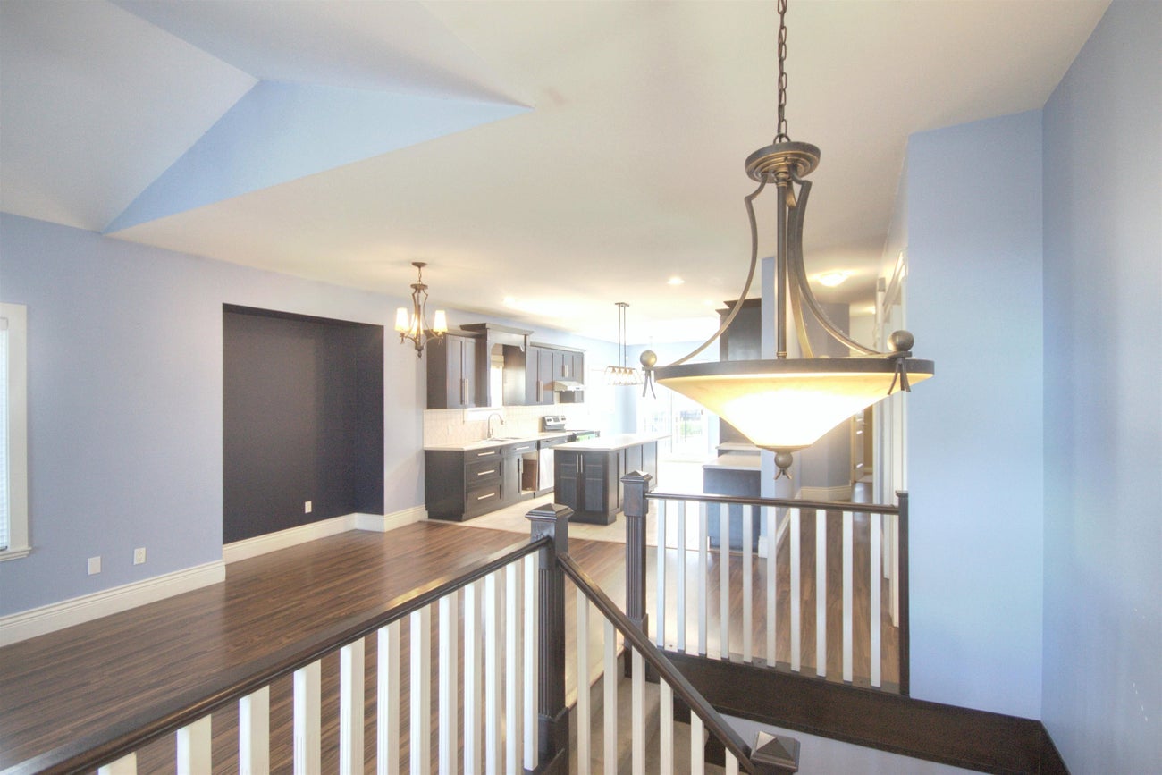 213 Bernatchey Street - Coquitlam West Single Family Residence for Sale, 7 Bedrooms (R3176352)# - 7 213 Bernatchey Street - Coquitlam West Single Family Residence for Sale, 7 Bedrooms (R3176352)# - 7