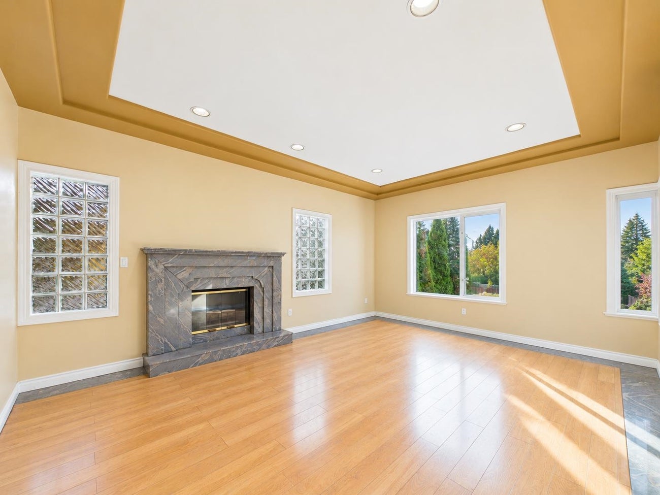 825 Everett Crescent - Sperling-Duthie Single Family Residence for Sale, 9 Bedrooms (R3176713)# - 11 825 Everett Crescent - Sperling-Duthie Single Family Residence for Sale, 9 Bedrooms (R3176713)# - 11