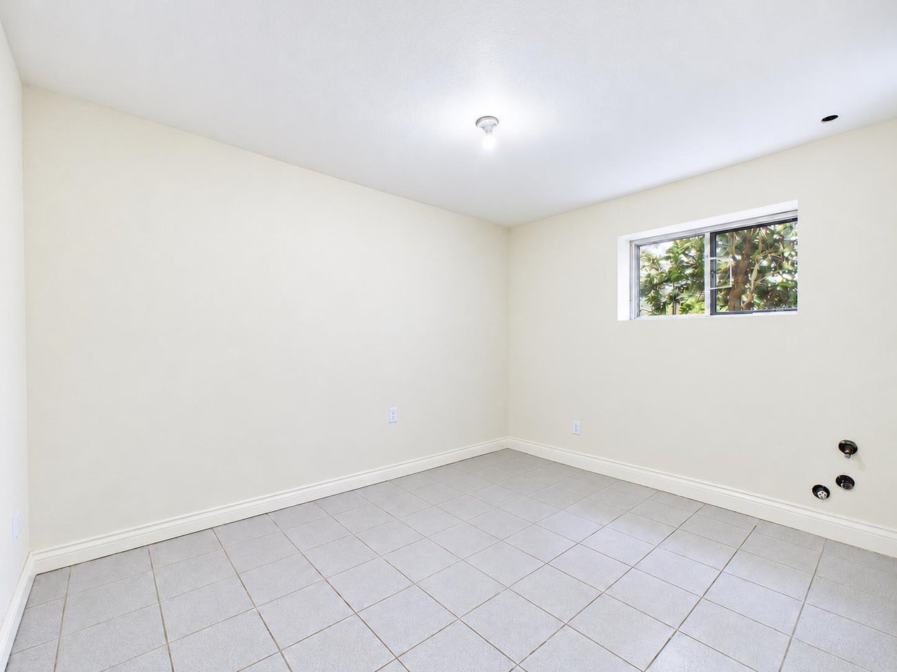 825 Everett Crescent - Sperling-Duthie Single Family Residence for Sale, 9 Bedrooms (R3176713)# - 28 825 Everett Crescent - Sperling-Duthie Single Family Residence for Sale, 9 Bedrooms (R3176713)# - 28