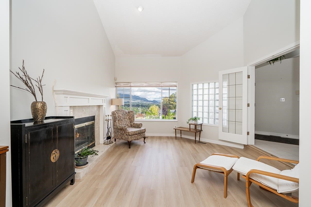 2917 Kalamalka Drive - Coquitlam East Single Family Residence for Sale, 5 Bedrooms (R3177276)# - 4