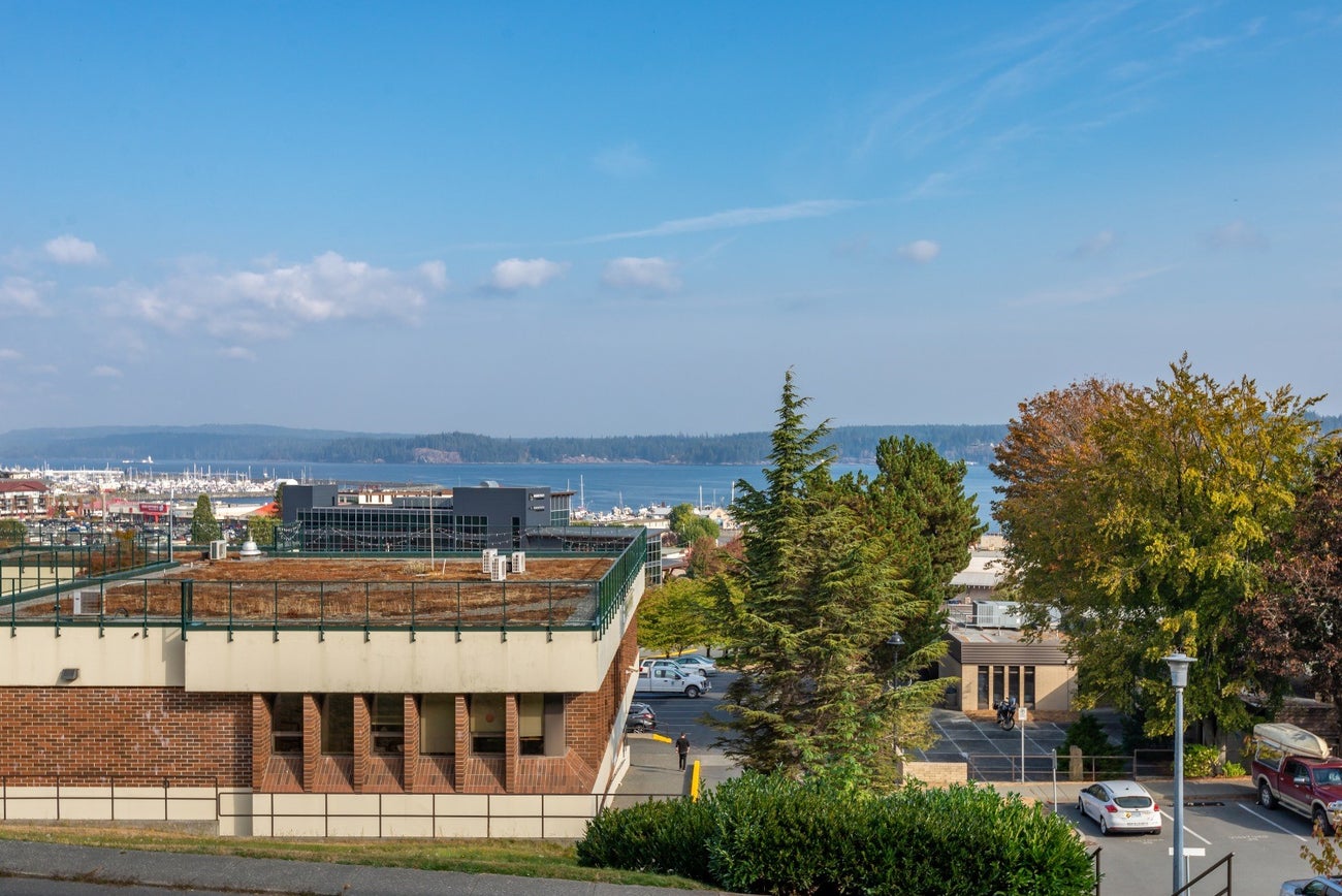 101 - 451 - 9th Avenue - CR Campbell River Central Condo Apartment for Sale, 2 Bedrooms # - 2