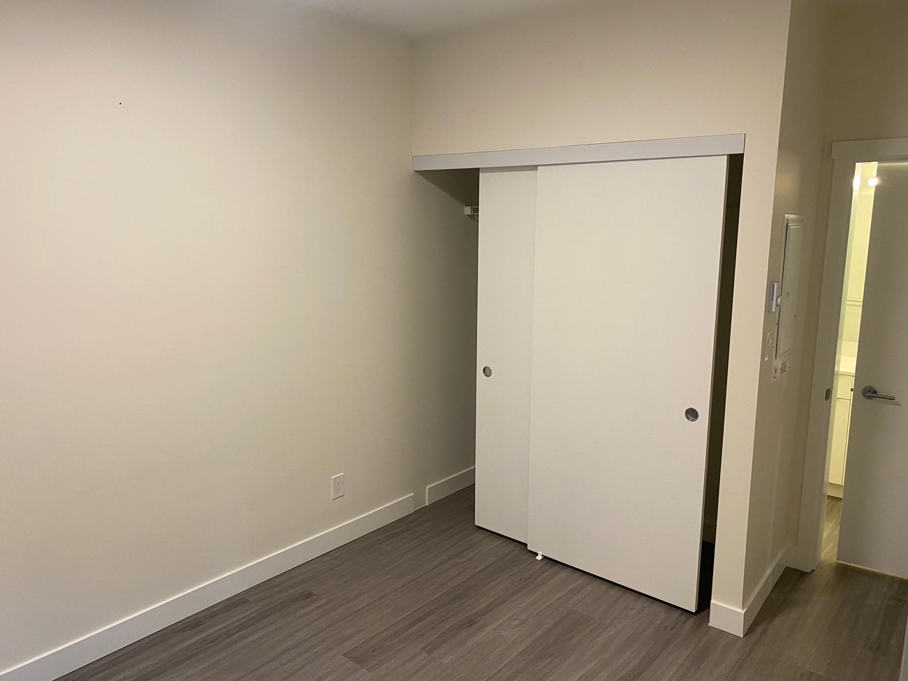 416 - 1430 S. Island Hwy - CR Willow Point Condo Apartment for Sale, 1 Bedroom  #8