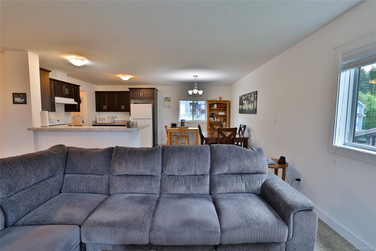 570 Venture Pl - NI Port McNeill Single Family Residence for Sale, 2 Bedrooms (1001961) #7