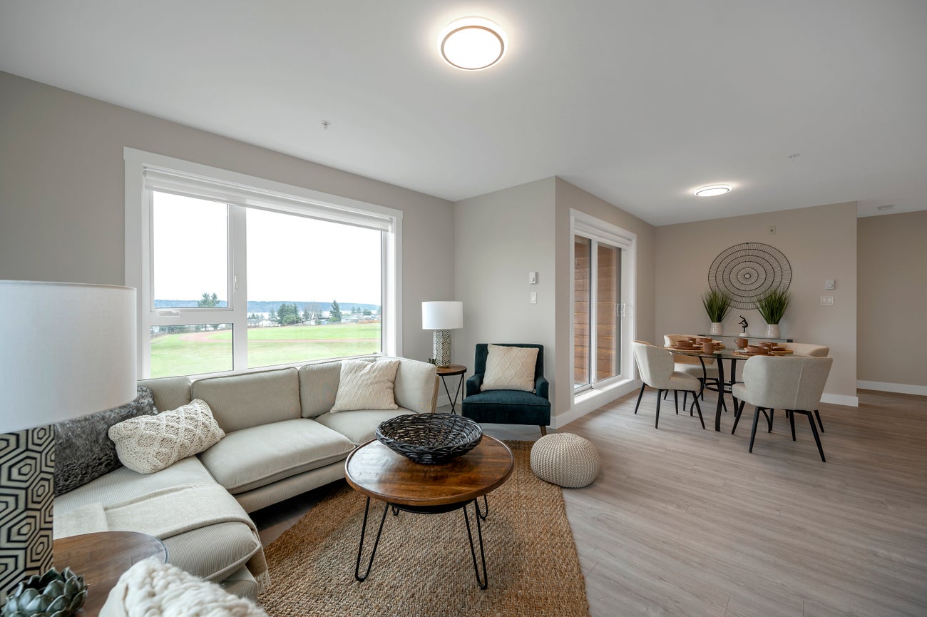 115 - 850 Dogwood St  - CR Campbell River Central Condo Apartment for Sale, 1 Bedroom  #5
