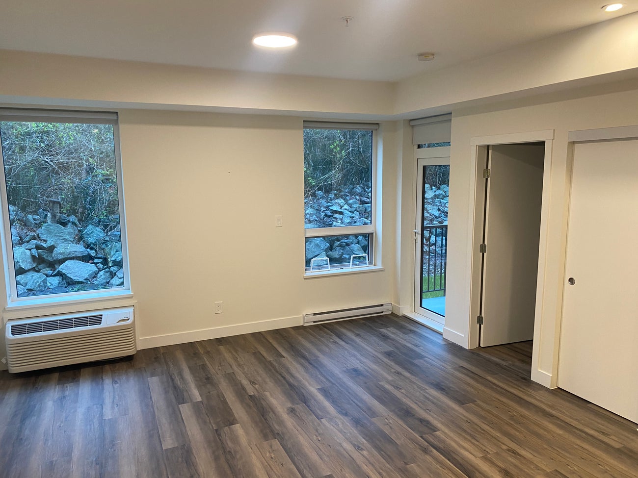 416 - 1430 S. Island Hwy - CR Willow Point Condo Apartment for Sale, 1 Bedroom  #5