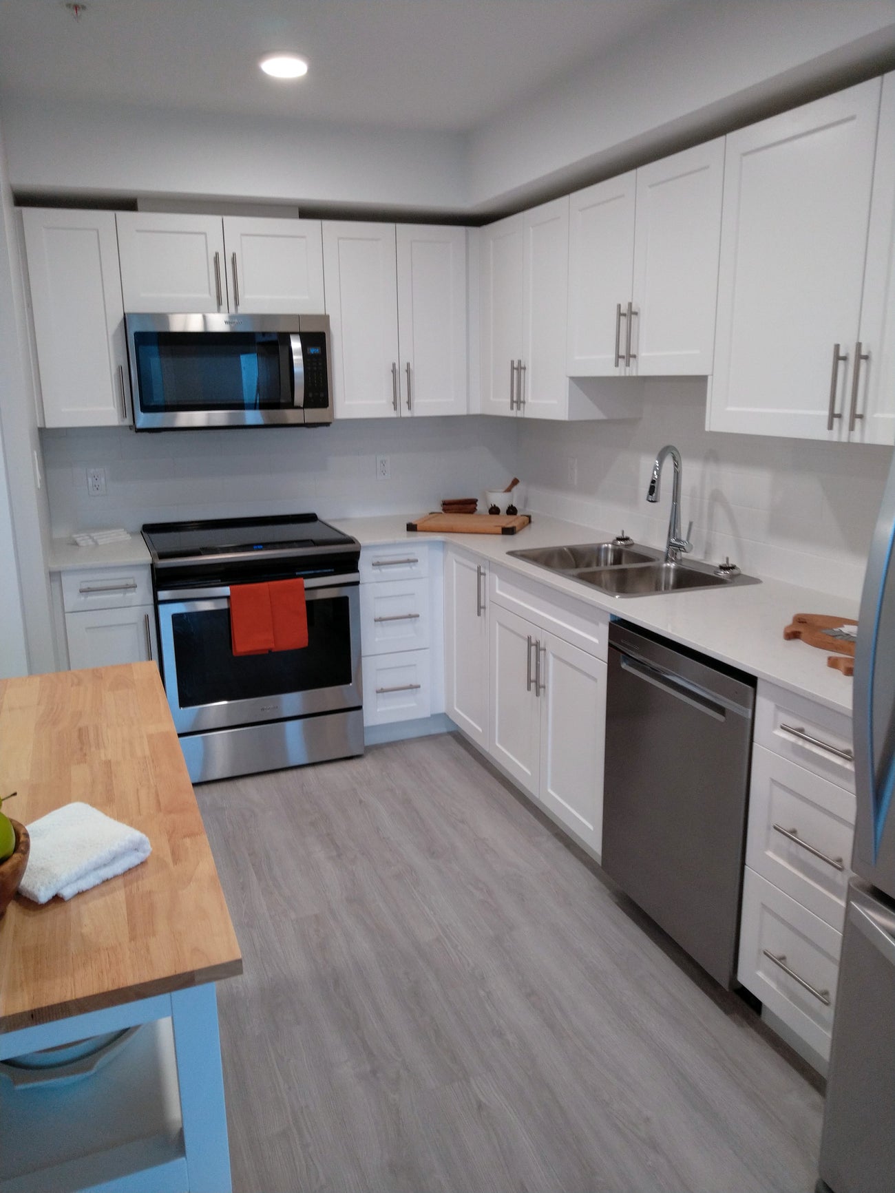 202 - 850 Dogwood St. - CR Campbell River Central Condo Apartment for Sale, 1 Bedroom # - 3 202 - 850 Dogwood St. - CR Campbell River Central Condo Apartment for Sale, 1 Bedroom # - 3