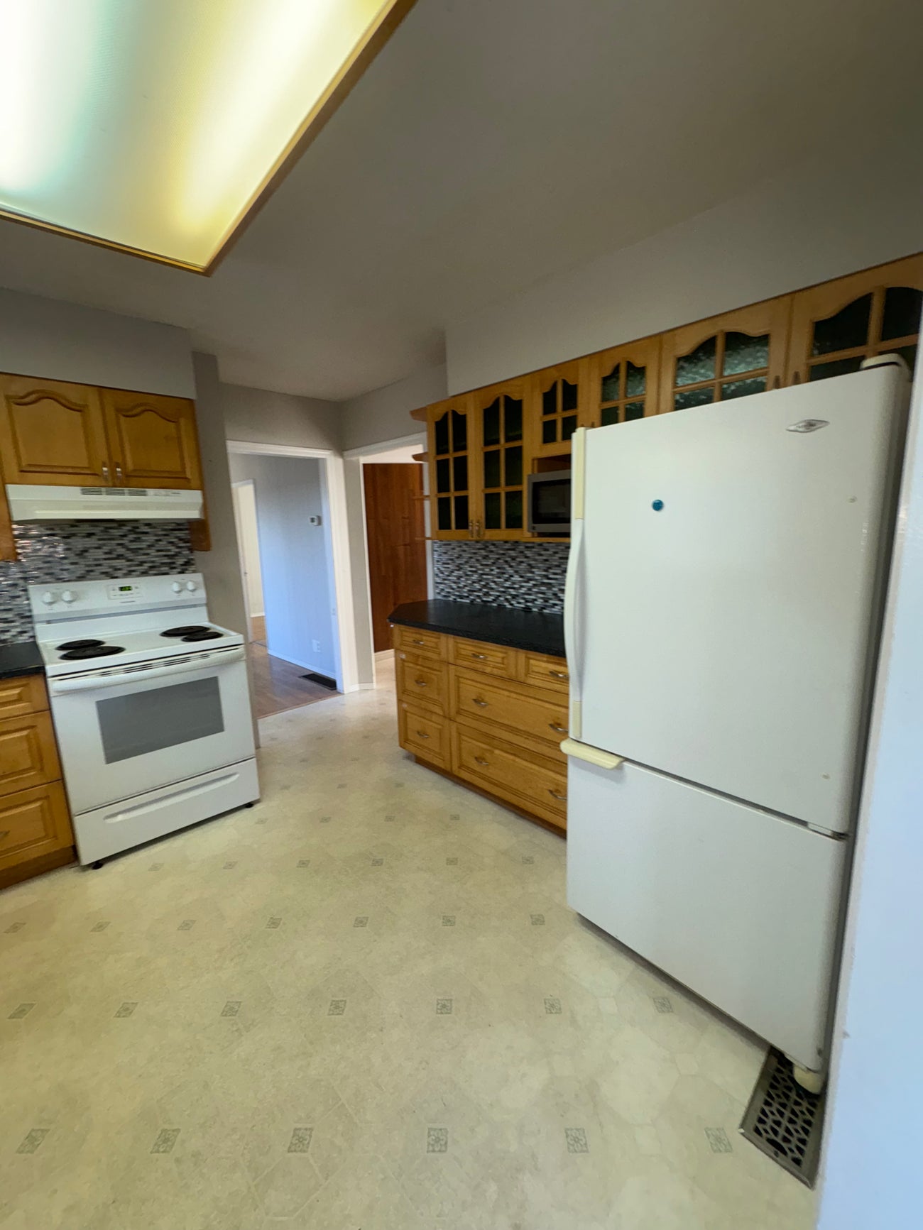 691 Colwyn St. - CR Campbell River Central Single Family Residence for Sale, 3 Bedrooms # - 10