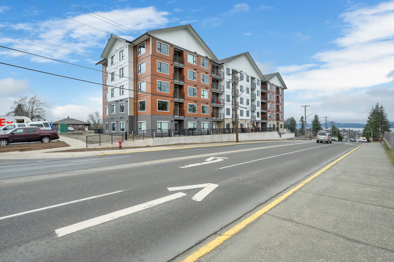 850 Dogwood - 1 & 2 Bedroom Units - CR Campbell River Central Condo Apartment for Sale, 1 Bedroom # - 2