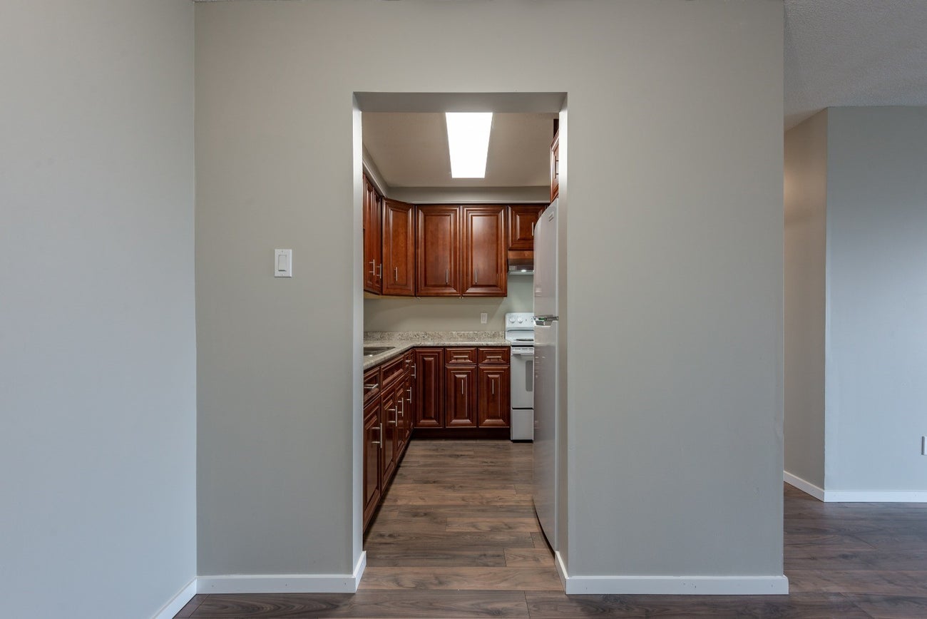407 - 451 - 9th Ave - CR Campbell River Central Condo Apartment for Sale, 2 Bedrooms  #8