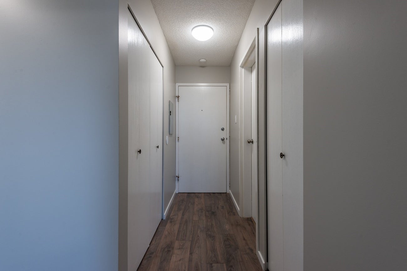303 - 451 - 9th Ave. - CR Campbell River Central Condo Apartment for Sale, 2 Bedrooms  #14