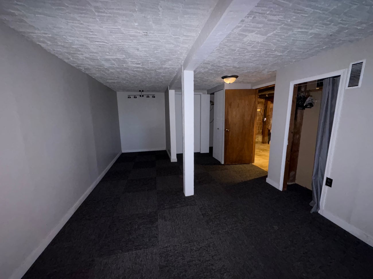 691 Colwyn St. - CR Campbell River Central Single Family Residence for Sale, 3 Bedrooms # - 17