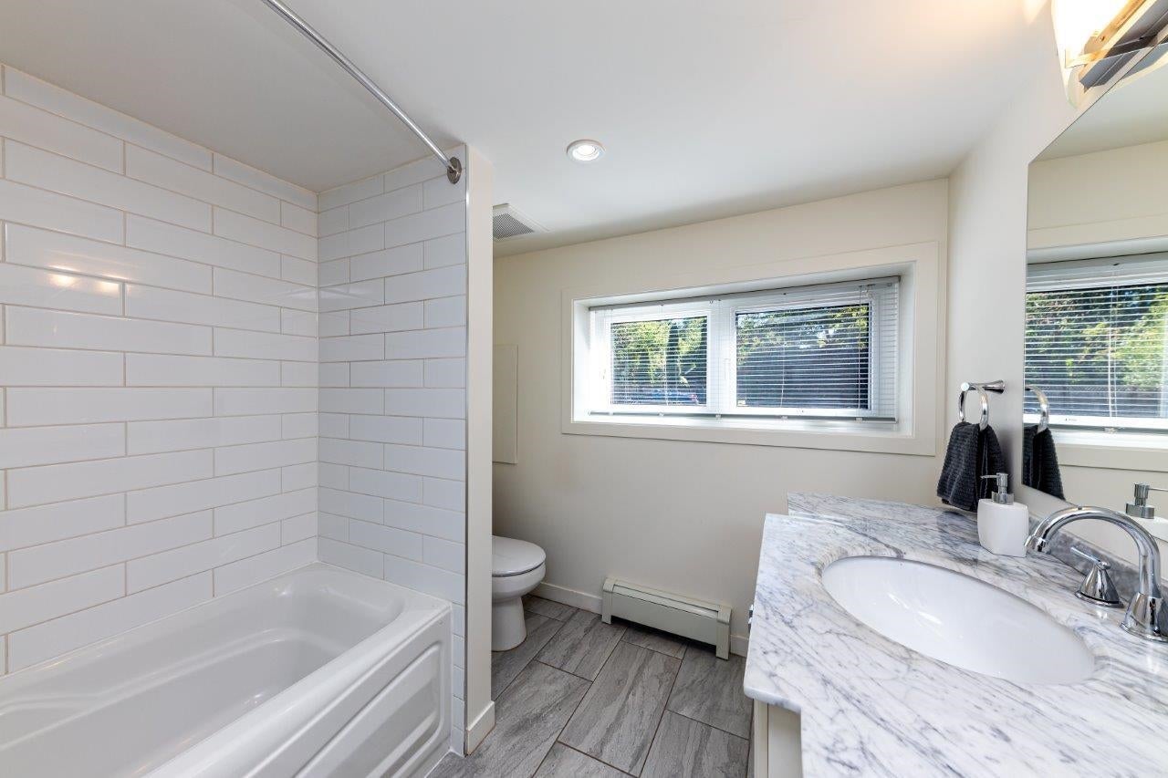 1630 ROSS ROAD - Lynn Valley House/Single Family for sale, 4 Bedrooms (R2717530) #21