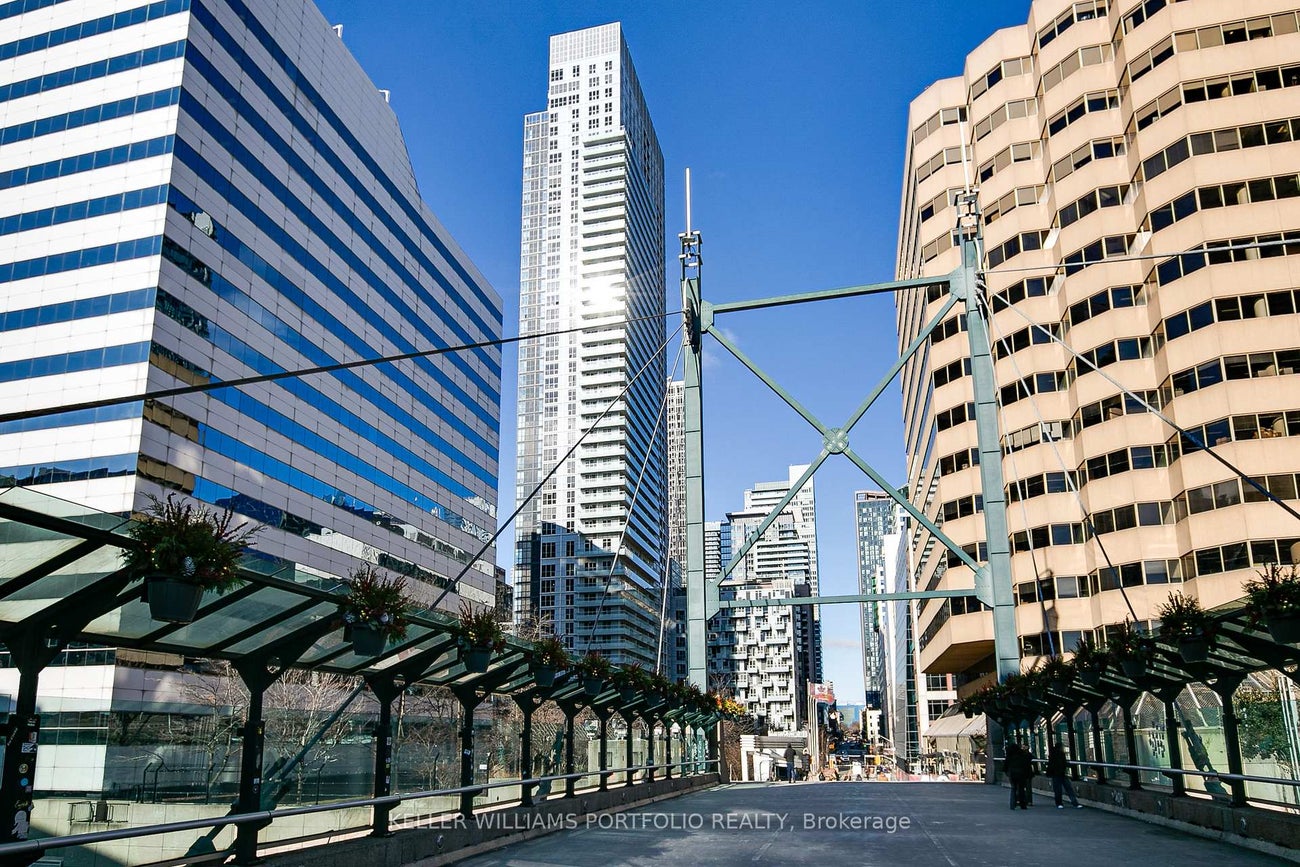 4403 - 300 Front Street W - Waterfront Communities C1 condo-apartment for Sale, 3 Bedrooms (C12744604)# - 37