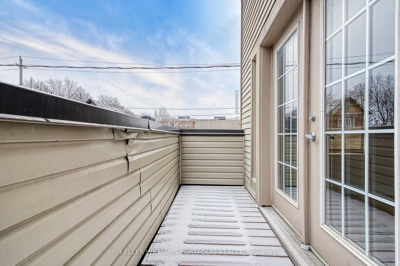 9A Woodfield Rd Road - Greenwood-Coxwell Att/Row/Townhouse for Sale, 2 Bedrooms (E12332525) #11