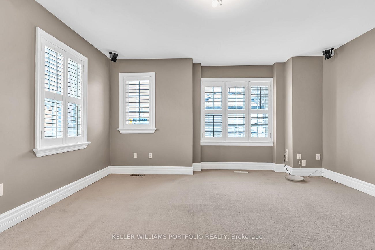9A Woodfield Rd Road - Greenwood-Coxwell Att/Row/Townhouse, 2 Bedrooms (E12332525)# - 12