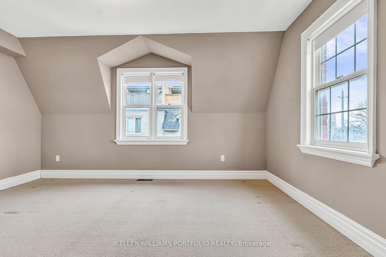 9A Woodfield Rd Road - Greenwood-Coxwell Att/Row/Townhouse, 2 Bedrooms (E12332525)# - 15
