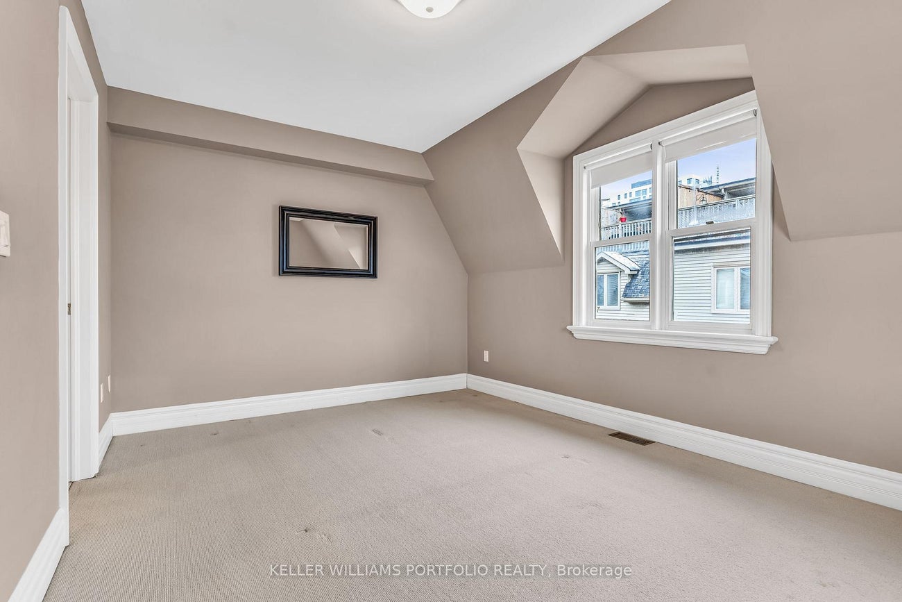9A Woodfield Rd Road - Greenwood-Coxwell Att/Row/Townhouse, 2 Bedrooms (E12332525)# - 16