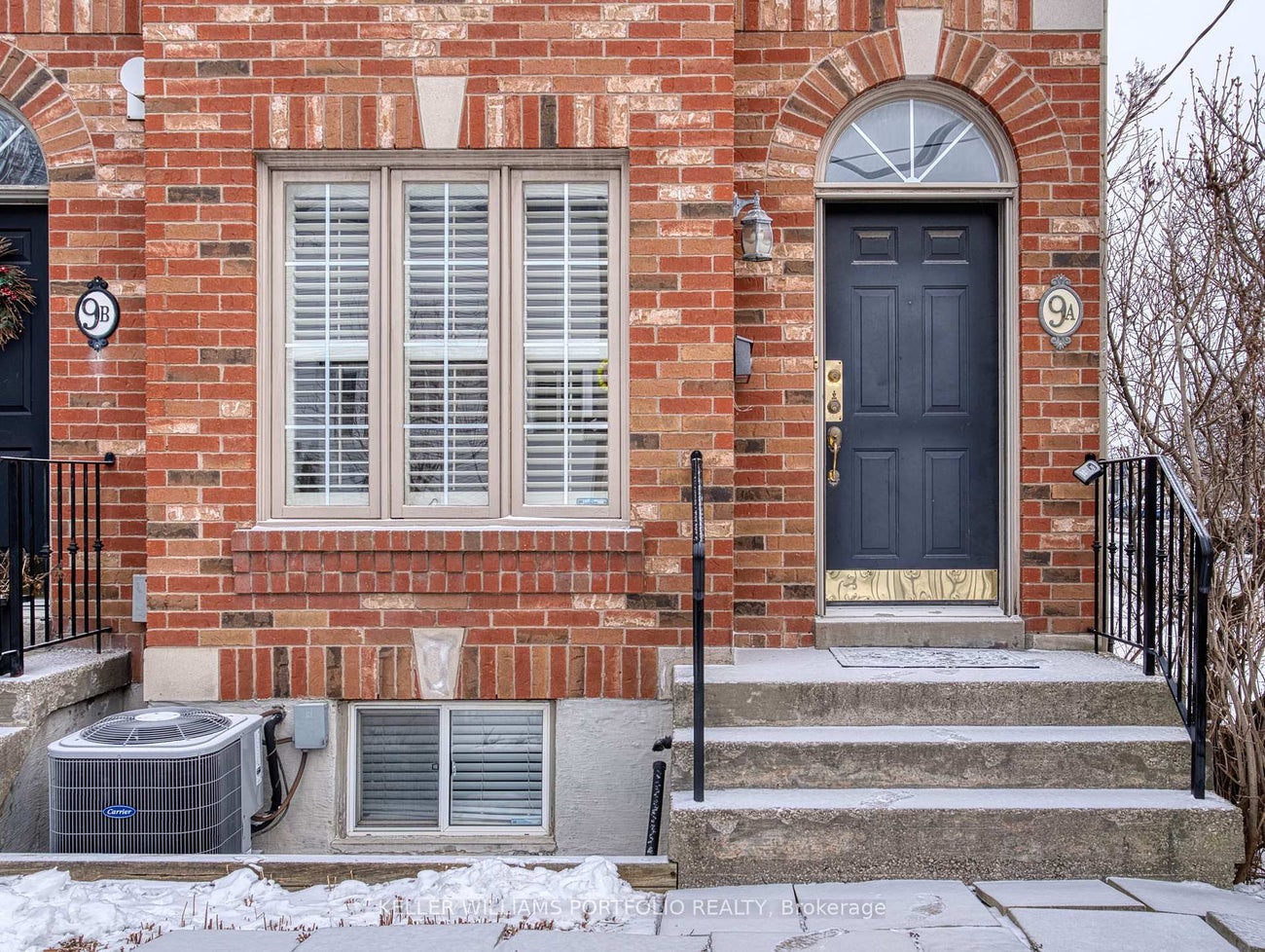 9A Woodfield Rd Road - Greenwood-Coxwell Att/Row/Townhouse for Sale, 2 Bedrooms (E12332525) #1